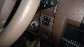 2011 Toyota Land Cruiser Pics