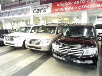 2011 Toyota Land Cruiser Pictures