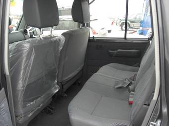 2012 Toyota Land Cruiser Pictures