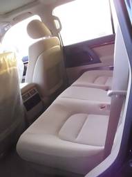 2012 Toyota Land Cruiser Pictures
