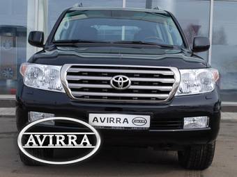 2012 Toyota Land Cruiser Pictures