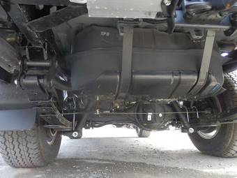 2012 Toyota Land Cruiser Images