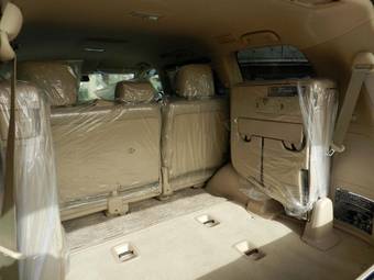 2012 Toyota Land Cruiser Pictures