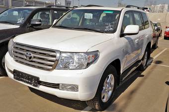 2012 Toyota Land Cruiser Wallpapers
