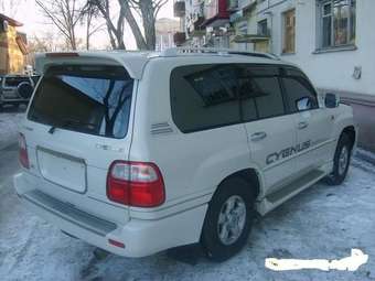 1998 Toyota Land Cruiser Cygnus Photos