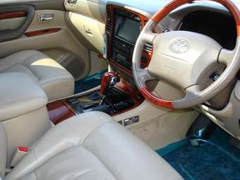 1999 Toyota Land Cruiser Cygnus Pics