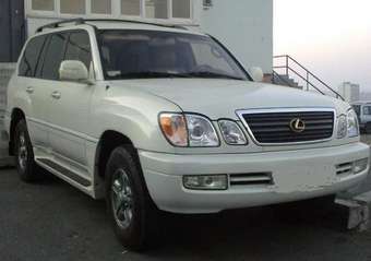 1999 Toyota Land Cruiser Cygnus Pictures