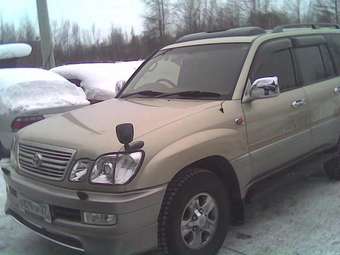 1999 Toyota Land Cruiser Cygnus Pictures