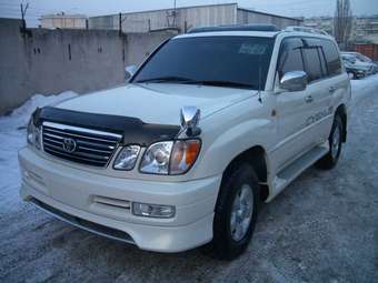 1999 Toyota Land Cruiser Cygnus Photos