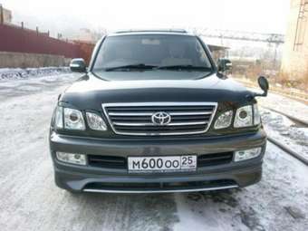 2000 Toyota Land Cruiser Cygnus Photos