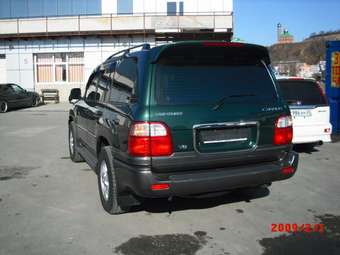 2000 Toyota Land Cruiser Cygnus Wallpapers