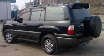 2001 Toyota Land Cruiser Cygnus Photos