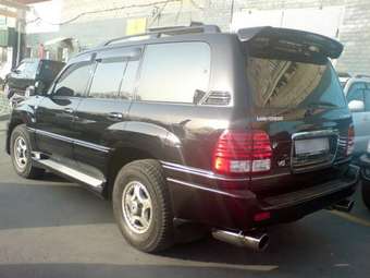 2001 Toyota Land Cruiser Cygnus Images