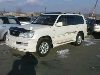 2001 Toyota Land Cruiser Cygnus For Sale