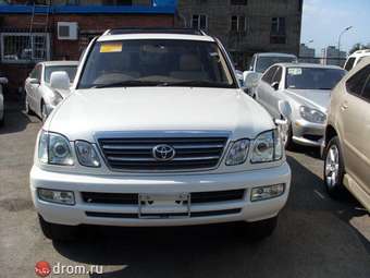 2002 Toyota Land Cruiser Cygnus Pictures