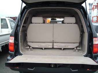 2002 Toyota Land Cruiser Cygnus Images