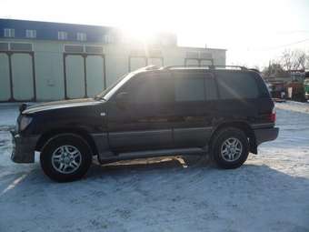 2002 Toyota Land Cruiser Cygnus Photos