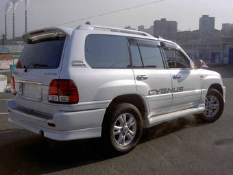 2002 Toyota Land Cruiser Cygnus Images