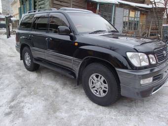 2002 Toyota Land Cruiser Cygnus Photos