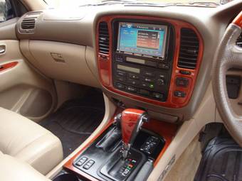 2002 Toyota Land Cruiser Cygnus Wallpapers