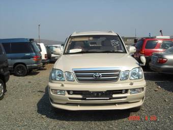 2002 Toyota Land Cruiser Cygnus Pictures