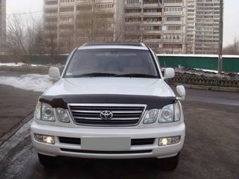 2002 Toyota Land Cruiser Cygnus Pictures