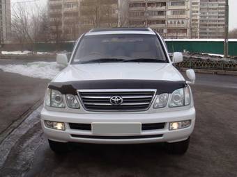 2002 Toyota Land Cruiser Cygnus Photos