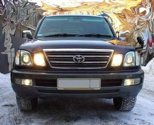 2003 Toyota Land Cruiser Cygnus Photos