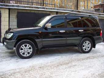 2003 Toyota Land Cruiser Cygnus Images