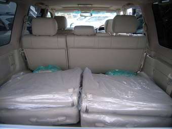 2003 Toyota Land Cruiser Cygnus For Sale