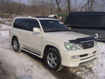 2003 Toyota Land Cruiser Cygnus Images