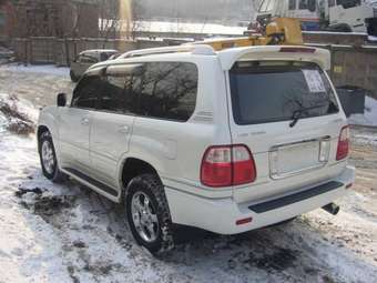 2003 Toyota Land Cruiser Cygnus Pictures