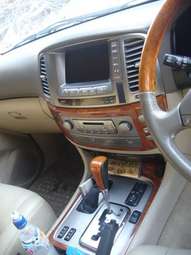 2003 Toyota Land Cruiser Cygnus Photos