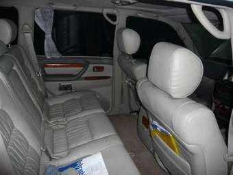 2003 Toyota Land Cruiser Cygnus Photos