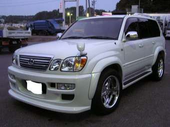 2003 Toyota Land Cruiser Cygnus Pictures