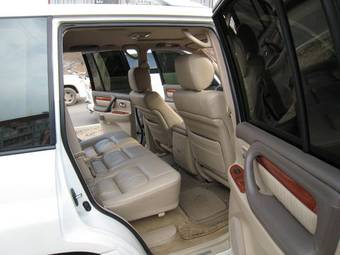 2003 Toyota Land Cruiser Cygnus Pictures