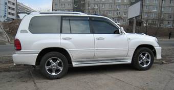 2003 Toyota Land Cruiser Cygnus Wallpapers
