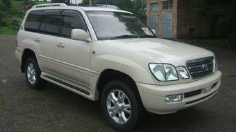 2003 Toyota Land Cruiser Cygnus Photos