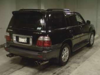 2004 Toyota Land Cruiser Cygnus Pictures