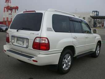 2004 Toyota Land Cruiser Cygnus Photos