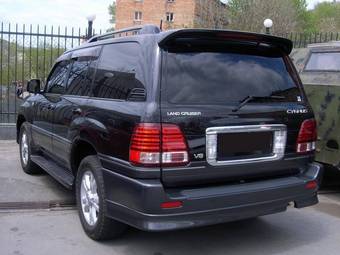 2004 Toyota Land Cruiser Cygnus Photos