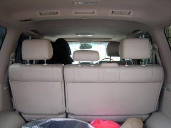 2004 Toyota Land Cruiser Cygnus Pictures