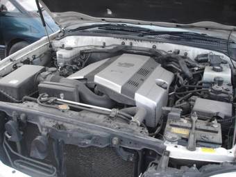 2004 Toyota Land Cruiser Cygnus Pictures