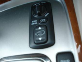 2004 Toyota Land Cruiser Cygnus Pictures