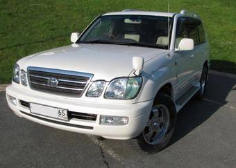 2004 Toyota Land Cruiser Cygnus Pictures