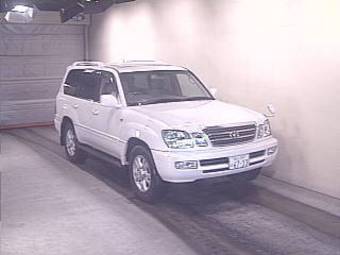 2004 Toyota Land Cruiser Cygnus Pics