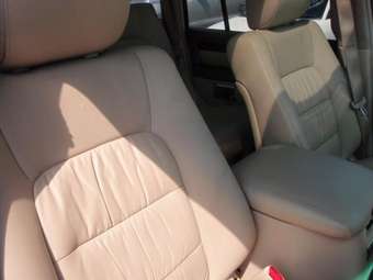 2005 Toyota Land Cruiser Cygnus Images