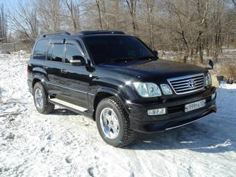 2005 Toyota Land Cruiser Cygnus Photos