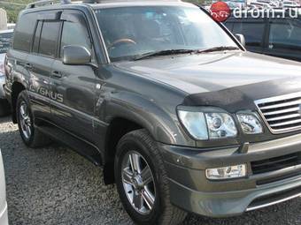 2005 Toyota Land Cruiser Cygnus Images