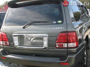 2005 Toyota Land Cruiser Cygnus Pictures